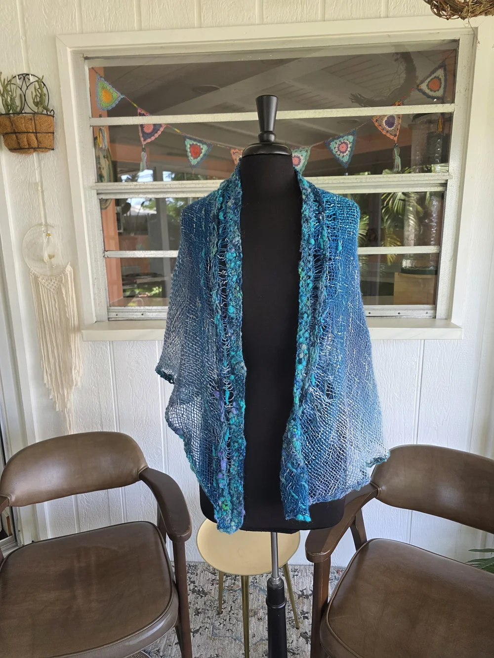 Vintage Y2K Boho Chic Triangle Shawl Blue Teal Knit Wrap Scarf Mermaidcore